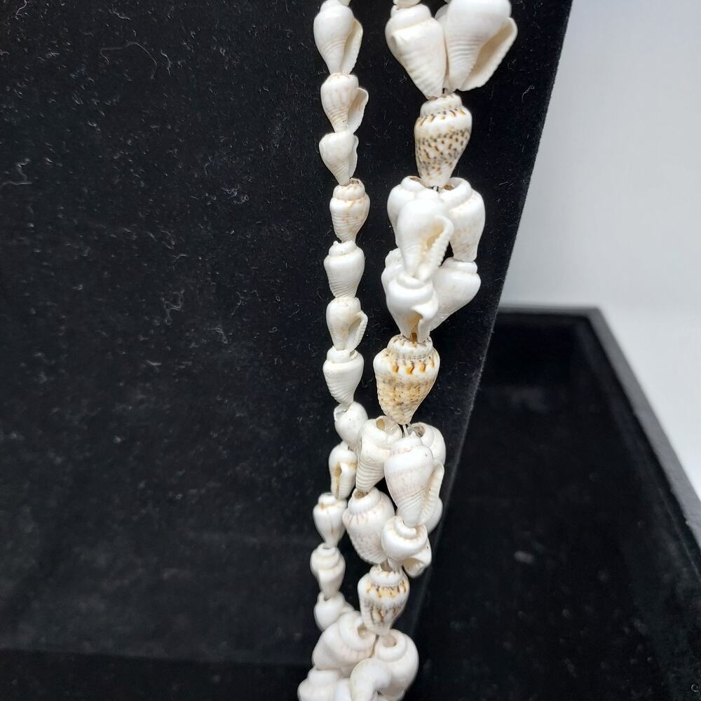 Natural Sea Shell Necklaces Lot of 2 Summer Resortwear Fashion Popover